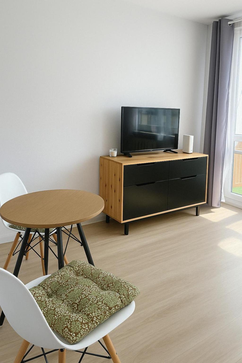 Studio 17M2 - Przymorze, Close To The Beach グダニスク エクステリア 写真